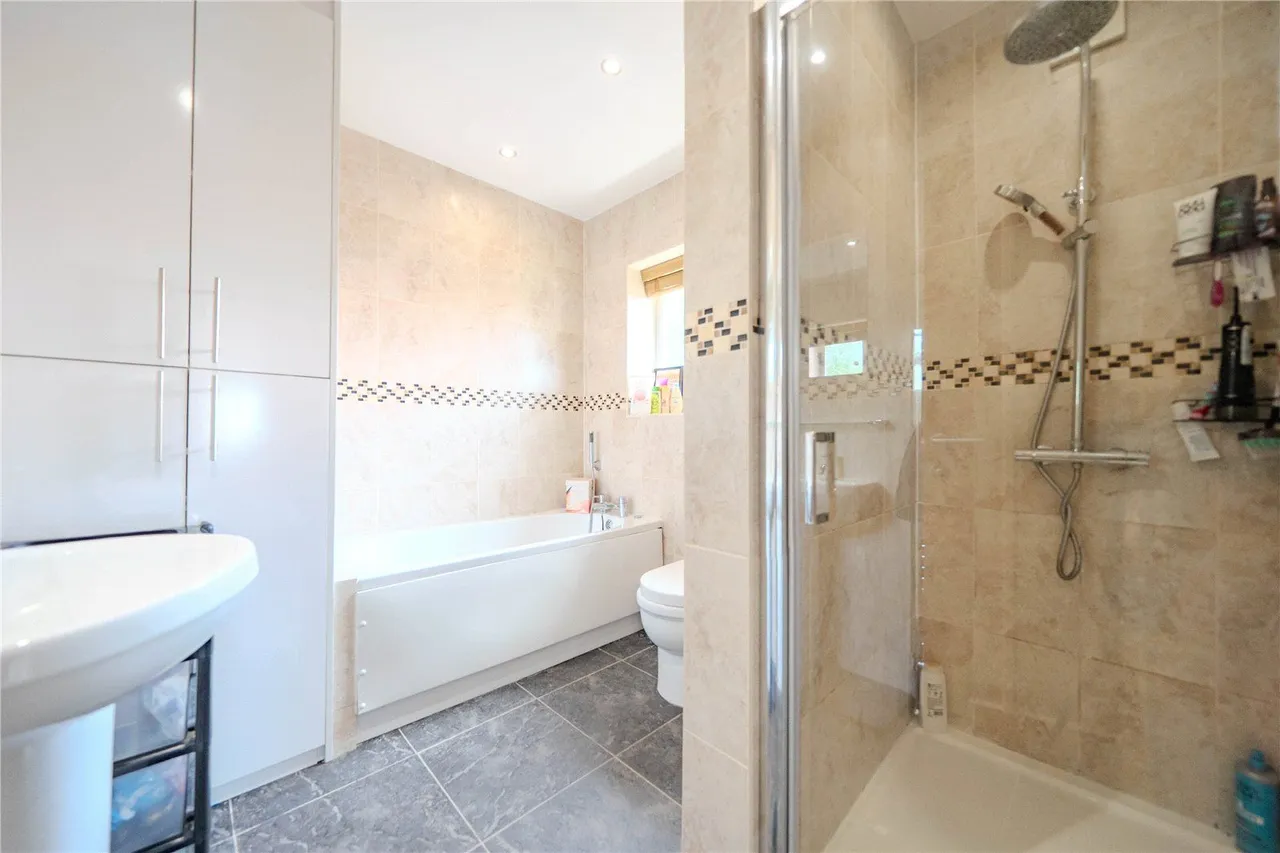 Buckstone Grove, Leeds, LS17, photo 10