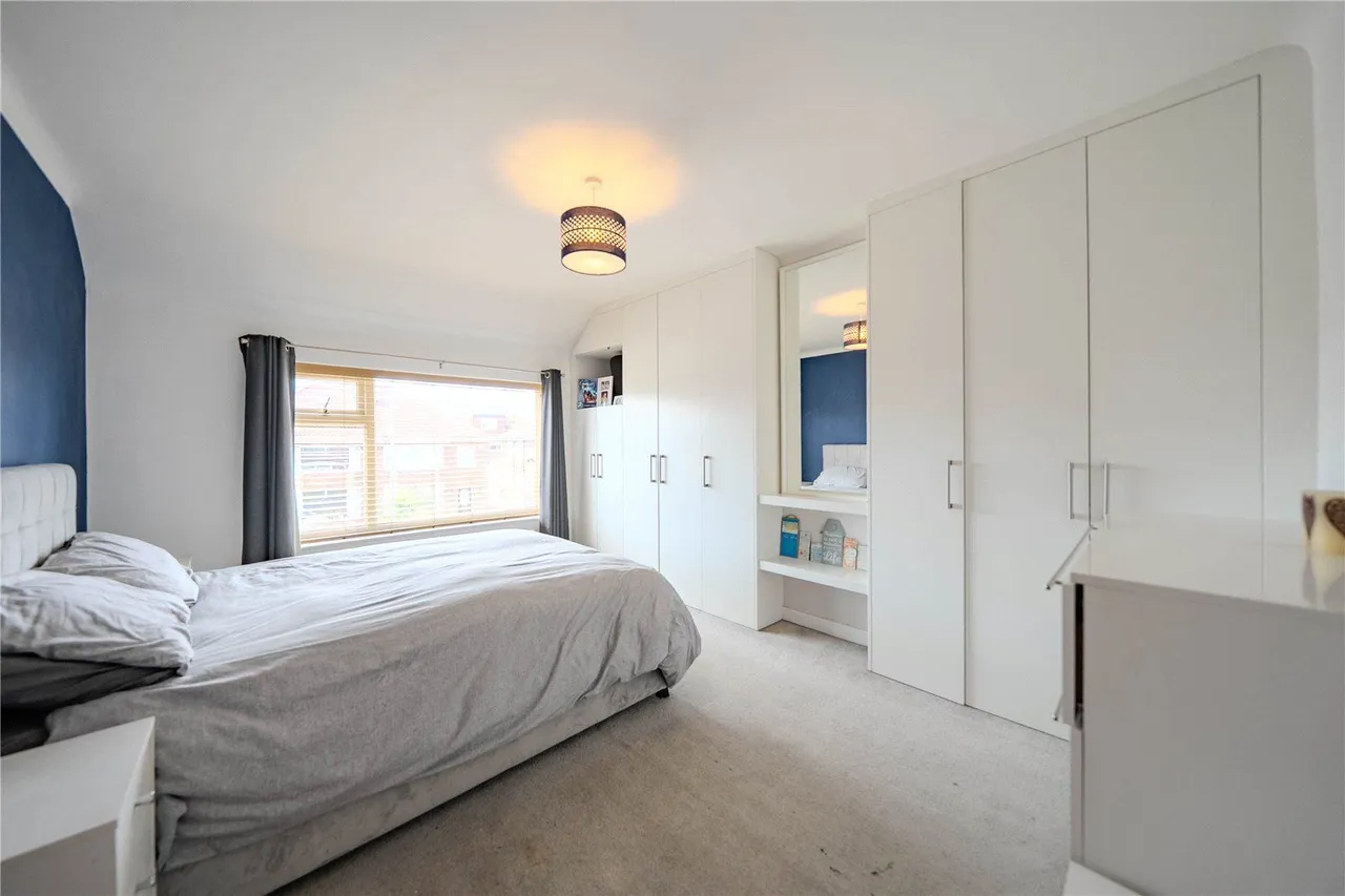 Buckstone Grove, Leeds, LS17, photo 5
