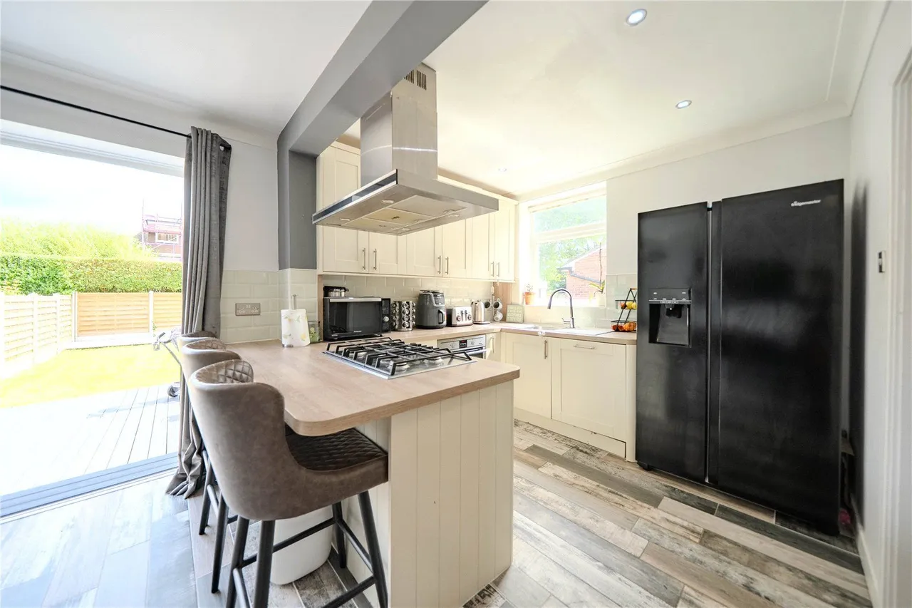Buckstone Grove, Leeds, LS17, photo 12
