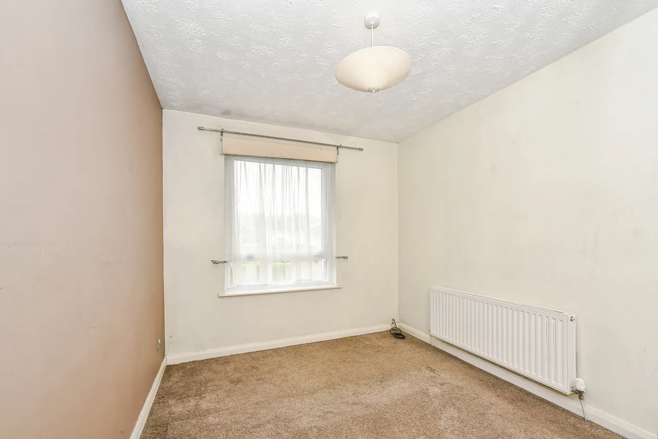 Lambert Close - Freshbrook, Swindon, photo 10
