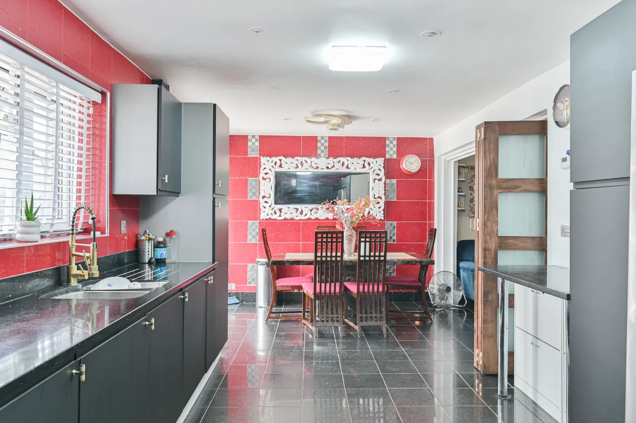 22 Kneller Road, New Malden, photo 7