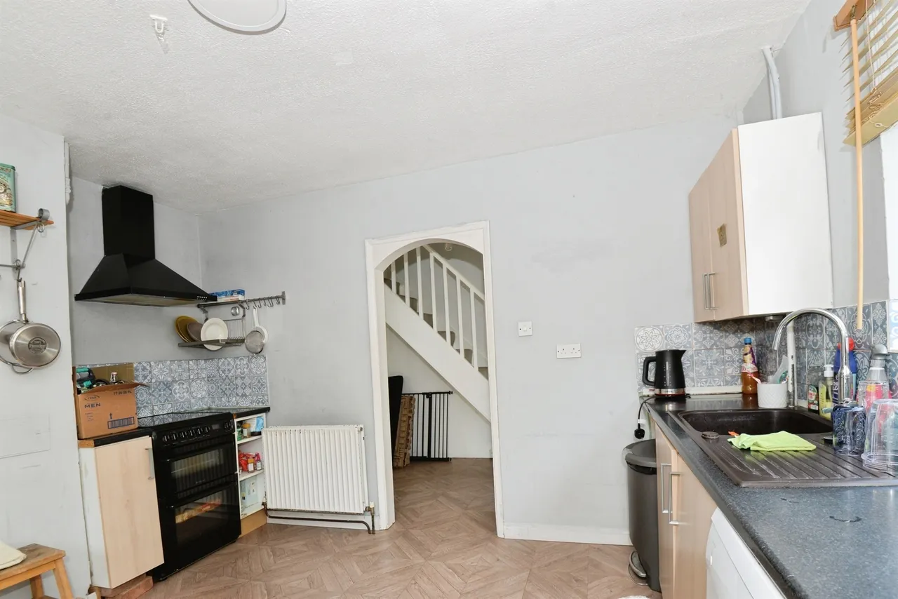 Carrington Road, High Wycombe, HP12, photo 3
