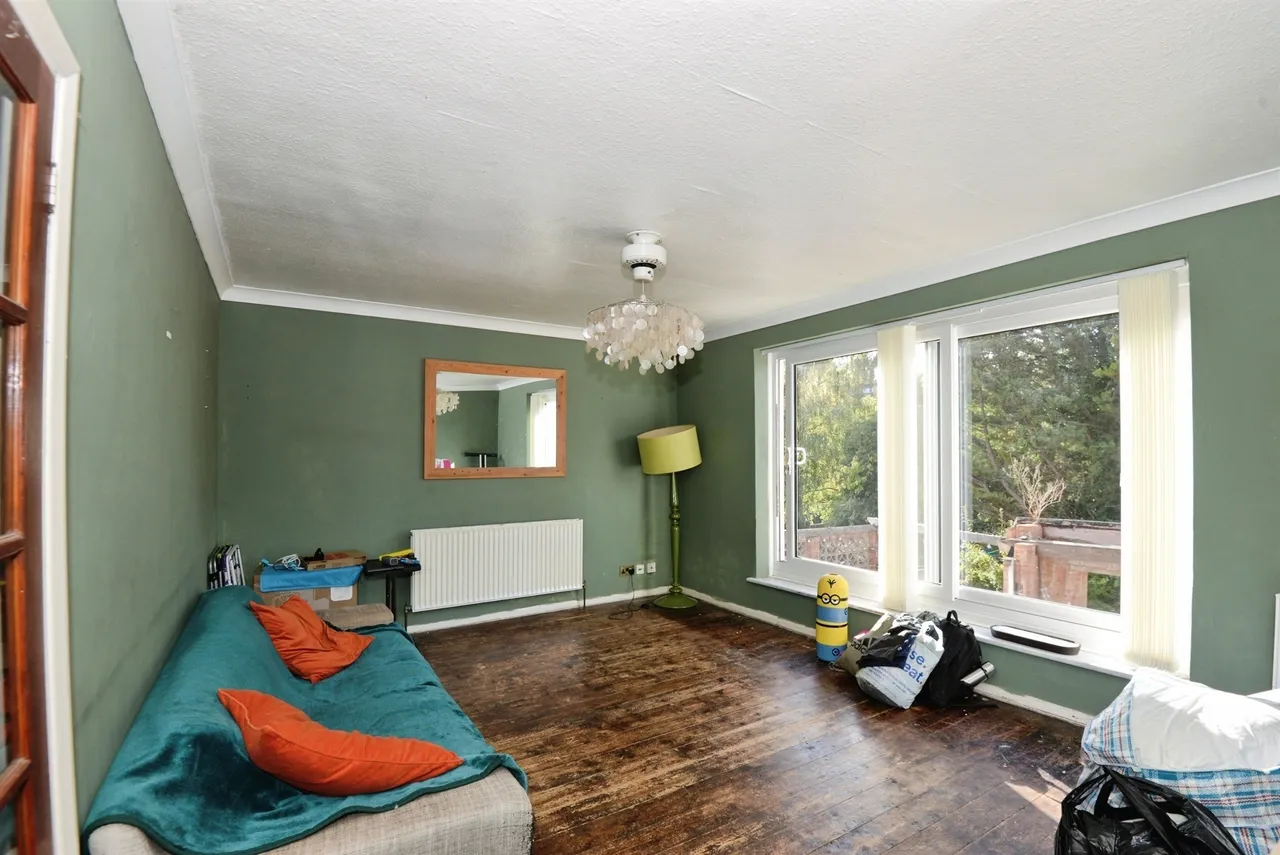 Carrington Road, High Wycombe, HP12, photo 2