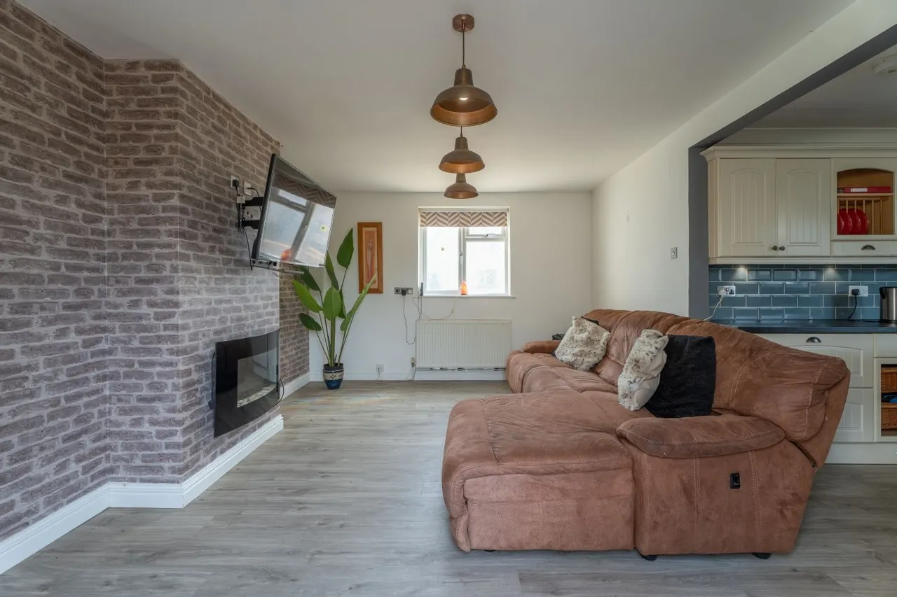 Elmlea Avenue, Fremington, EX31, photo 4