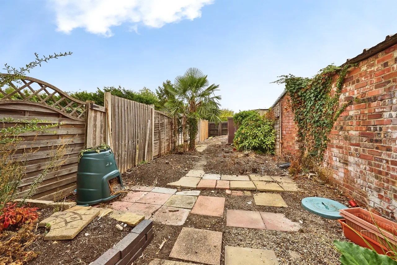 Broadway, Yaxley, Peterborough, photo 11