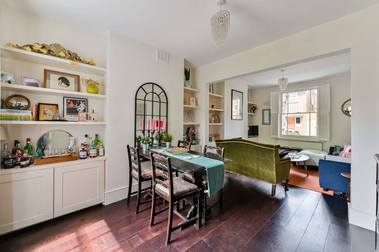 19 Sabine Road, London, photo 3