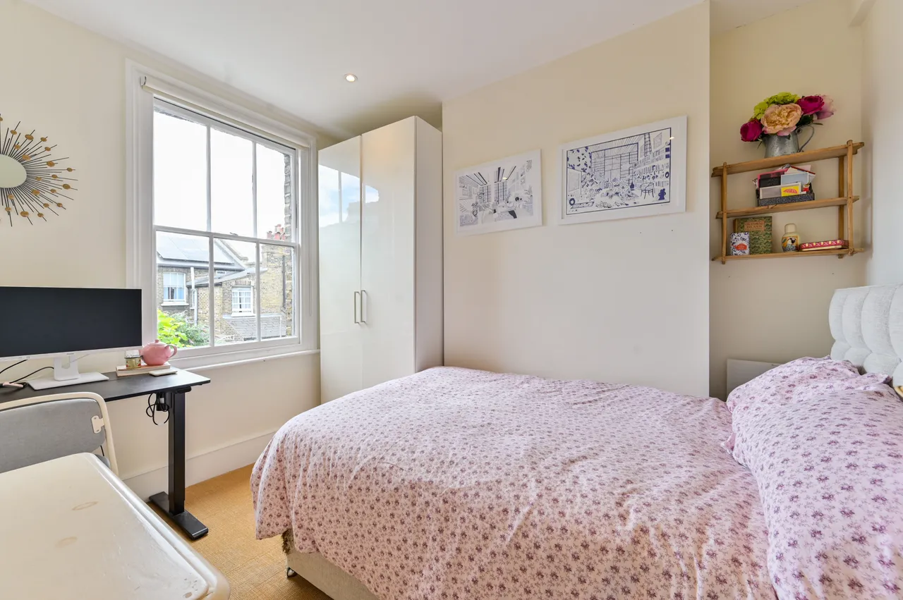 19 Sabine Road, London, photo 9