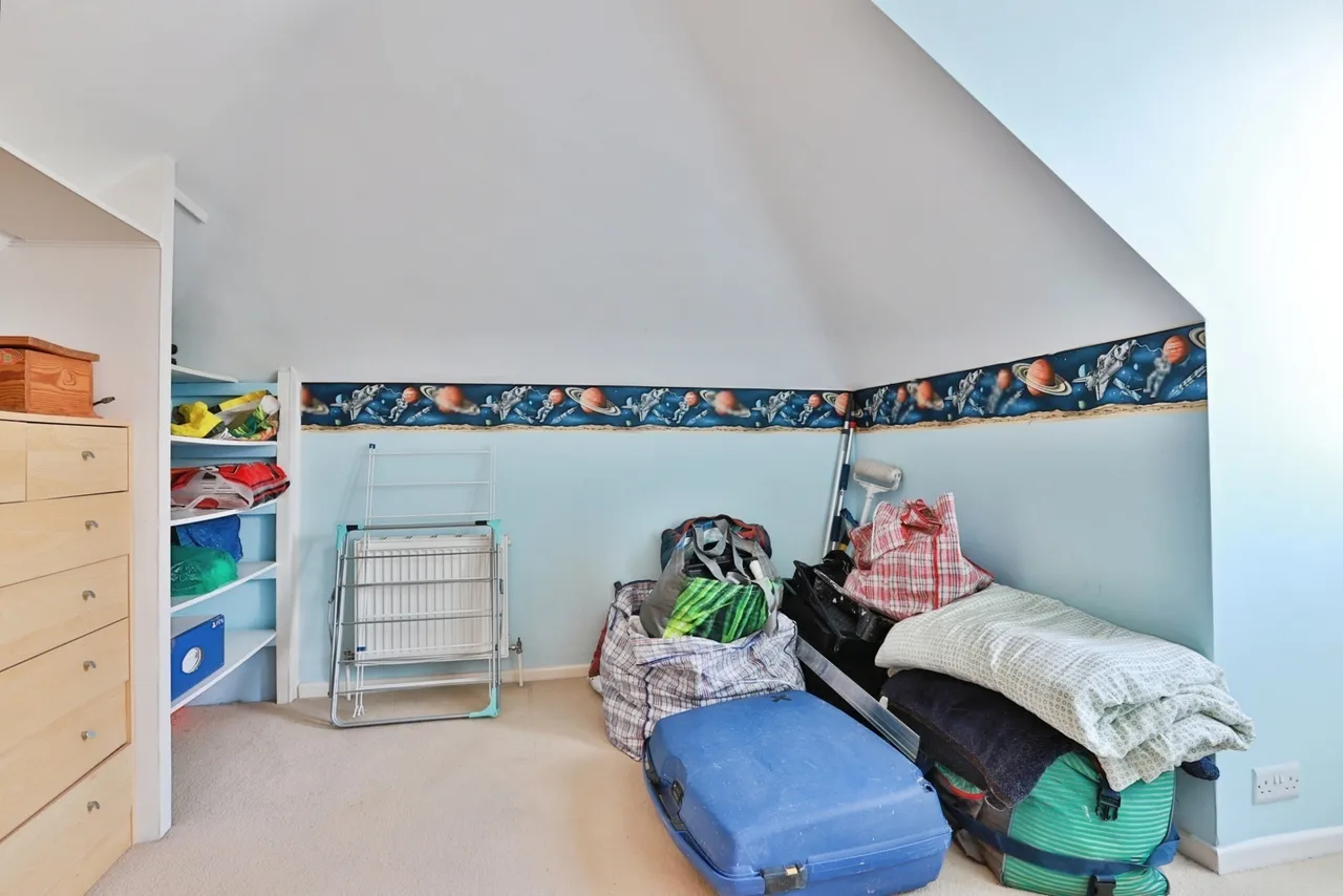 Pine Vale Crescent, Bournemouth, BH10, photo 17