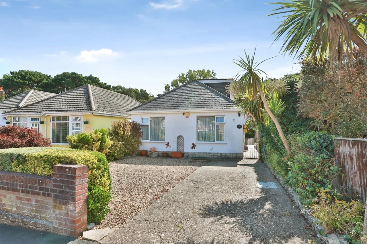 4 bed house for sale, Pine Vale Crescent, Bournemouth, BH10