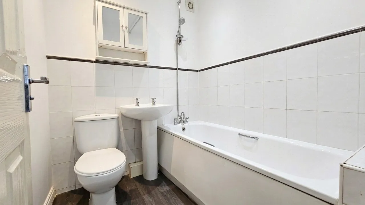 Addenbrooke Drive, Hunts Cross, L24, photo 19