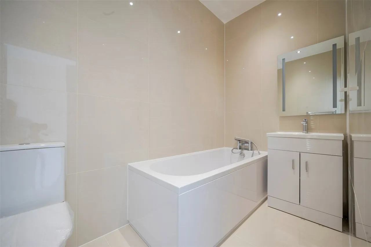 Tremayne Walk, Camberley, Surrey, GU15 1AH, photo 9