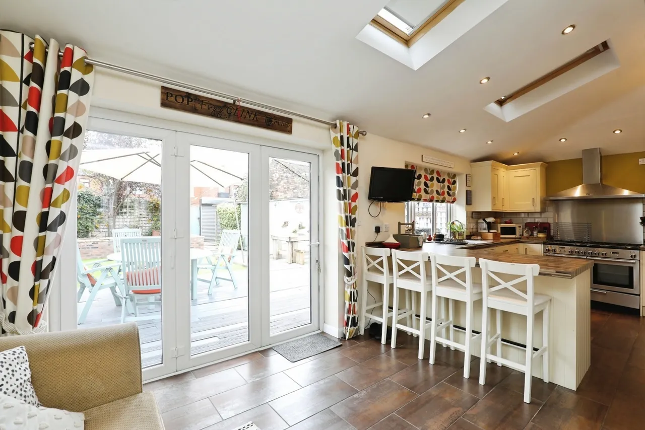 Tynedale Avenue, Crewe, CW2, photo 11