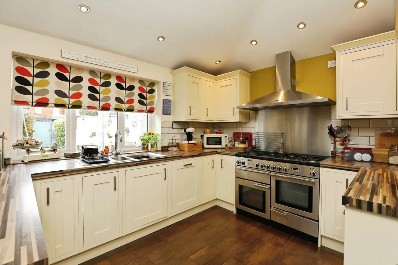 Tynedale Avenue, Crewe, CW2, photo 13
