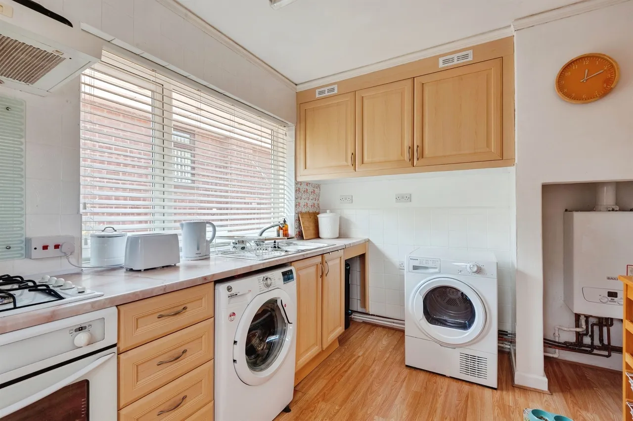 Cambridge Gardens, Helsby, Frodsham, photo 9