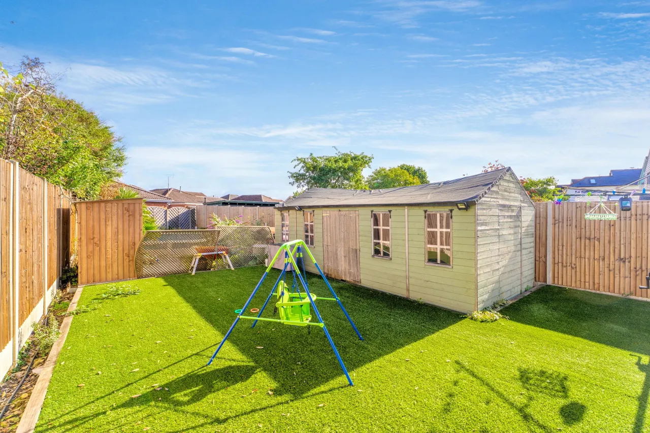 Lucy Lane North, Stanway, CO3, photo 18