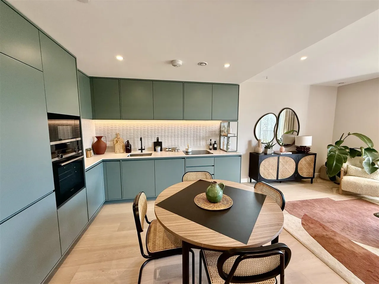 Parkview Avenue, London, NW2, photo 4