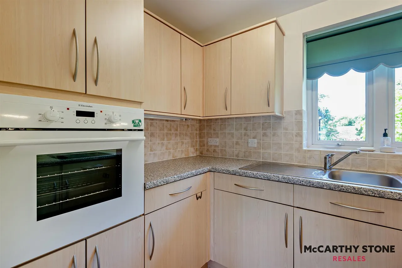 North Road, Retford, DN22, photo 9
