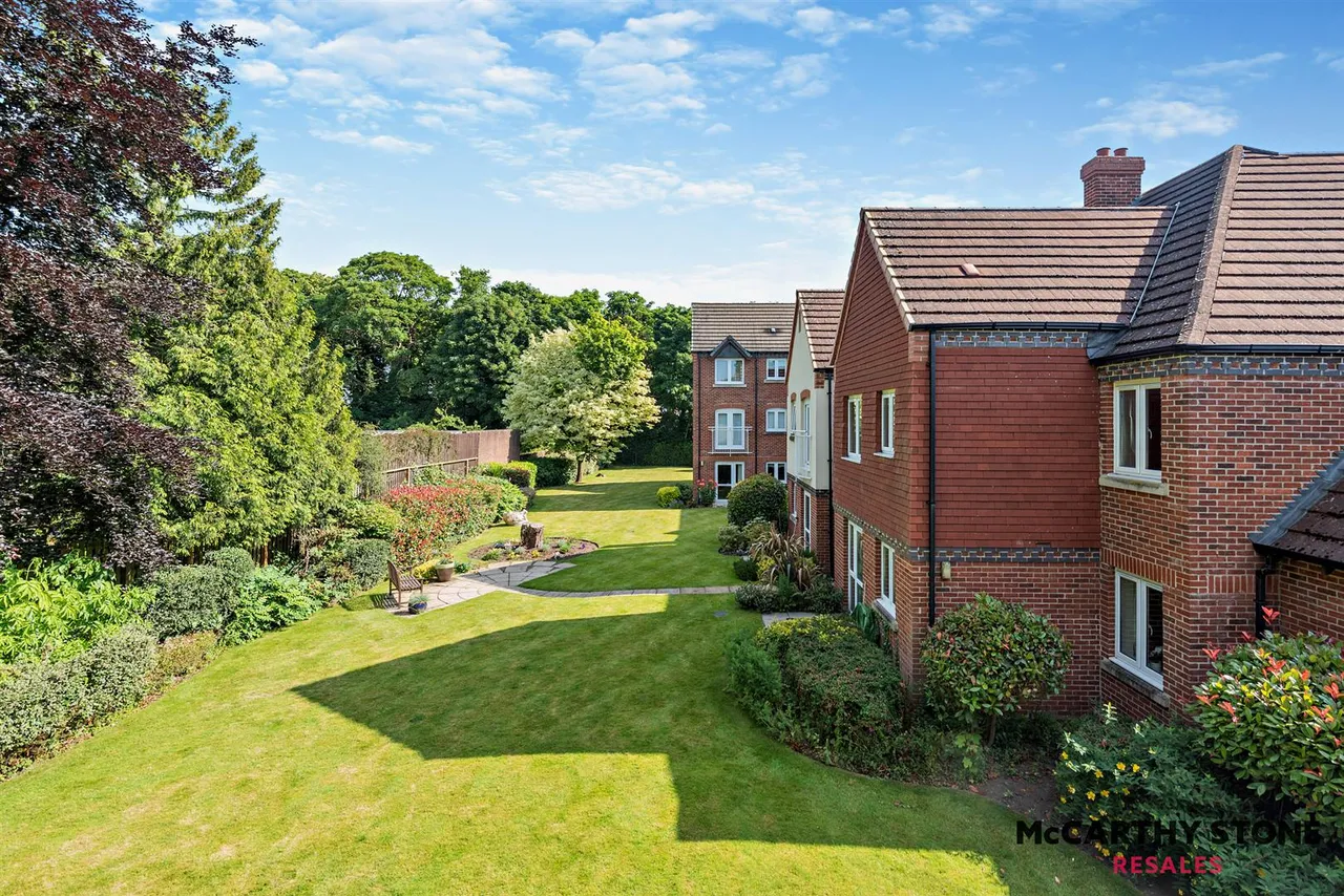 North Road, Retford, DN22, photo 22