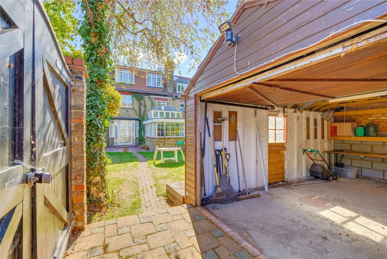 Loxley Road, London, SW18, photo 21