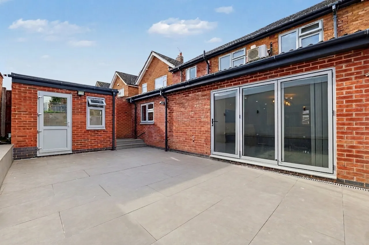 Barmouth Avenue, Leicester, LE2, photo 23