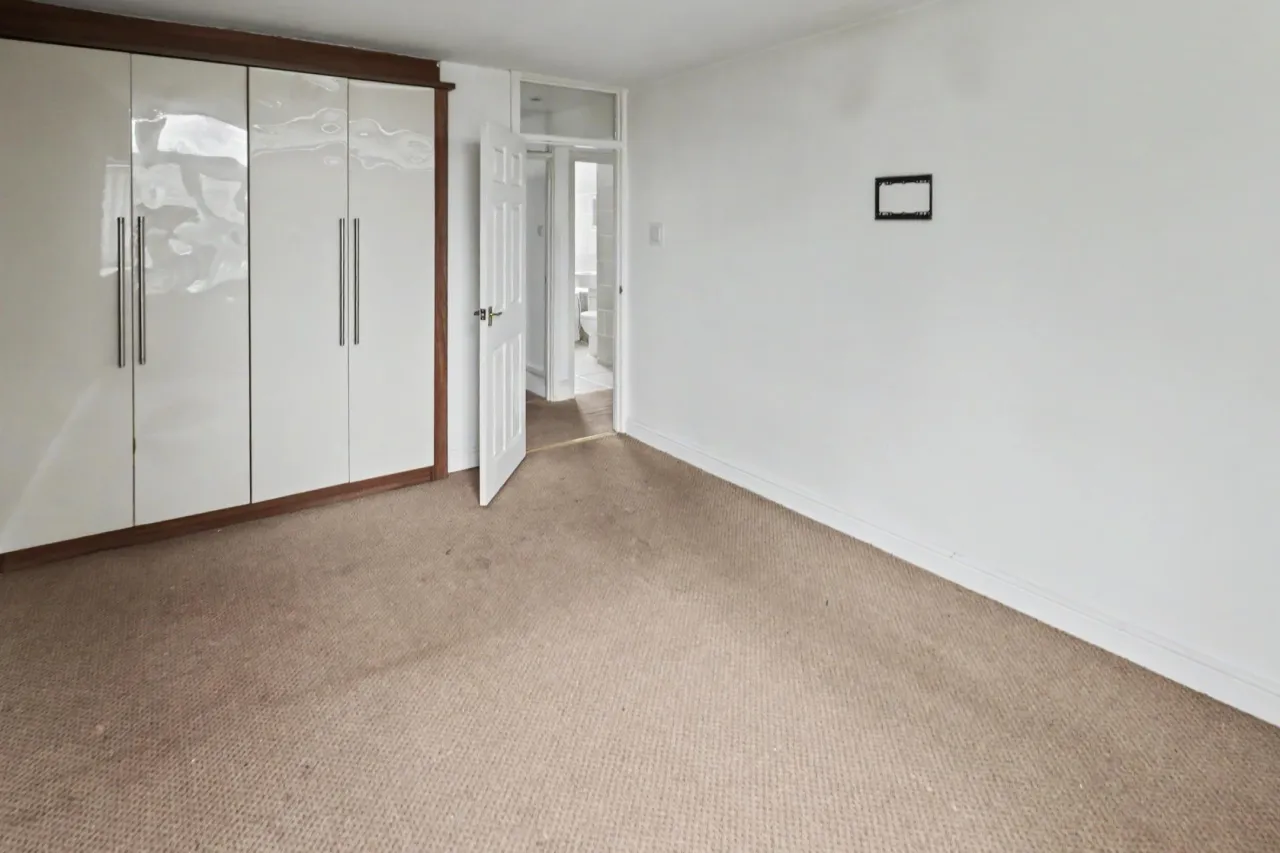 Newbridge Crescent, Wolverhampton, photo 9