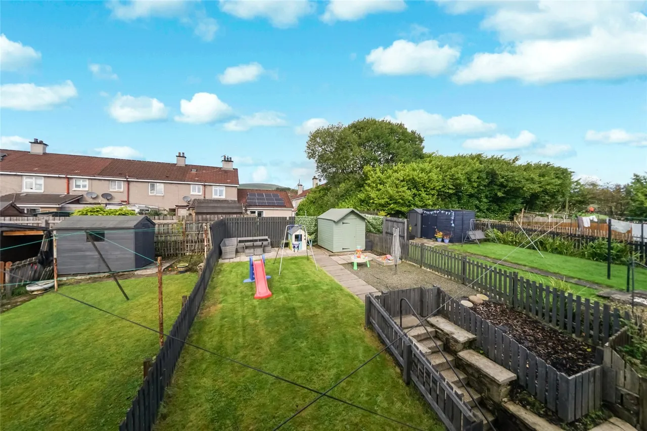 Corrie Road, Kilsyth, G65, photo 14