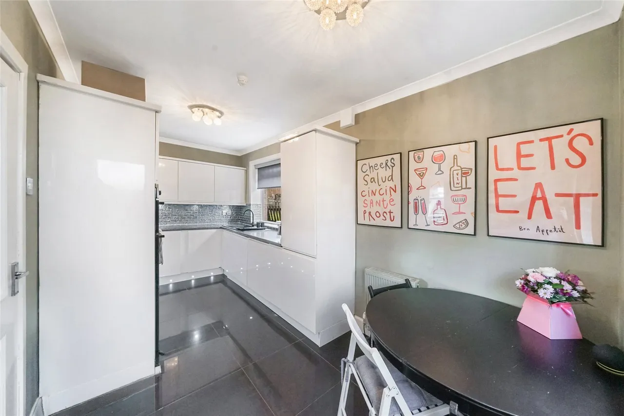 Corrie Road, Kilsyth, G65, photo 3