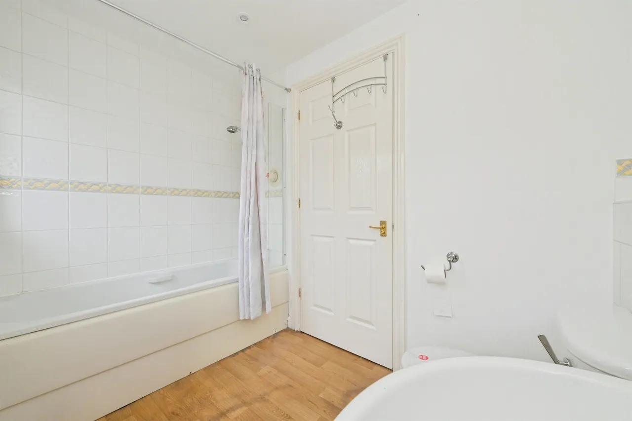 Collett Road, Ware, photo 12