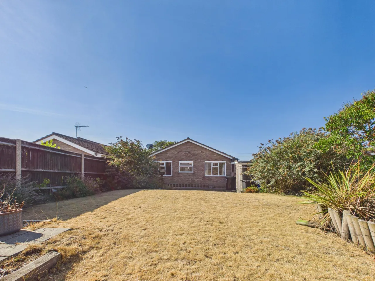 Tunstall Drive, Lowestoft, photo 13