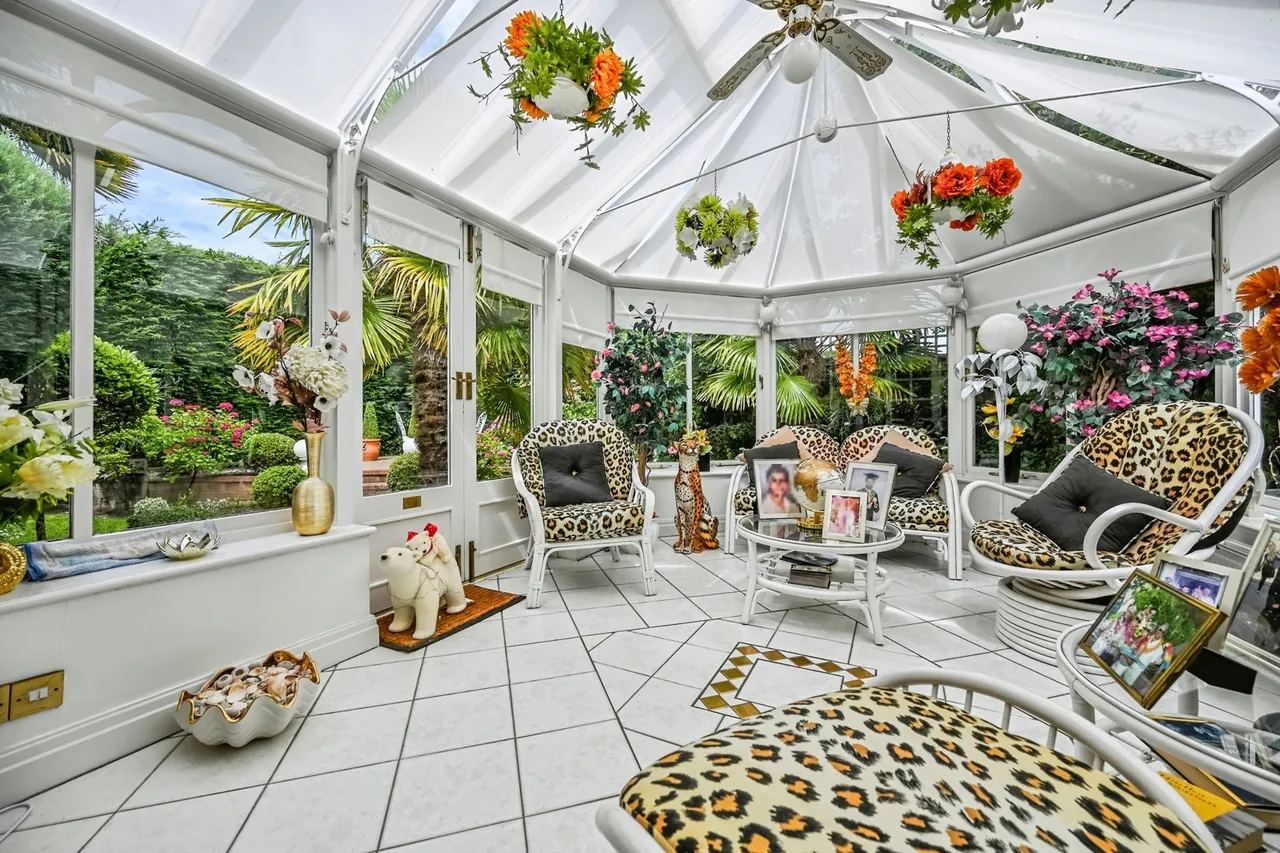 Salisbury Park, Liverpool, L16, photo 11