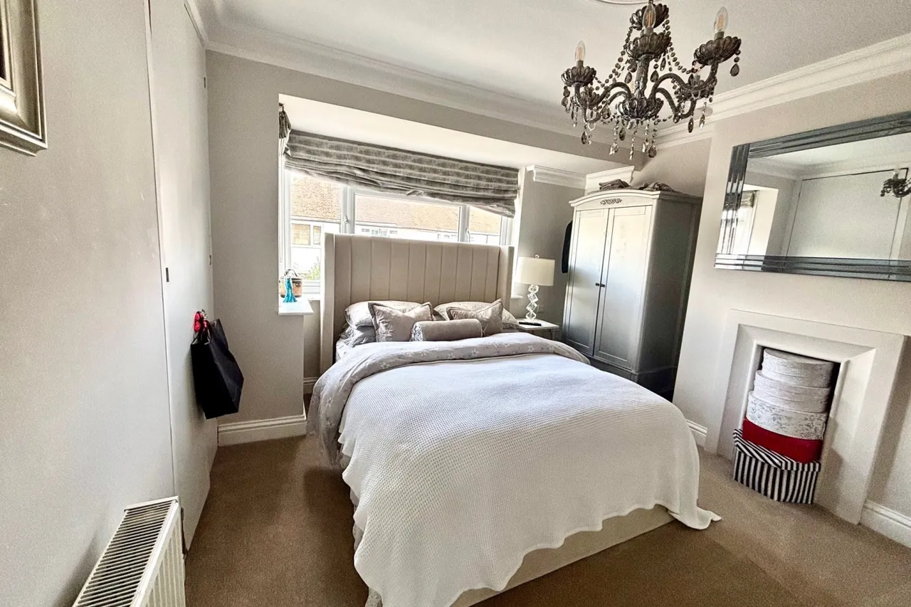 Clandon Avenue, Surrey Egham, TW20, photo 5