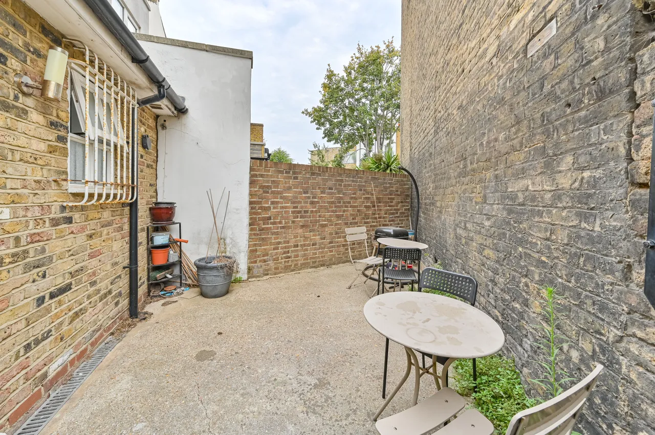 16 Flaxman Road, London, photo 4