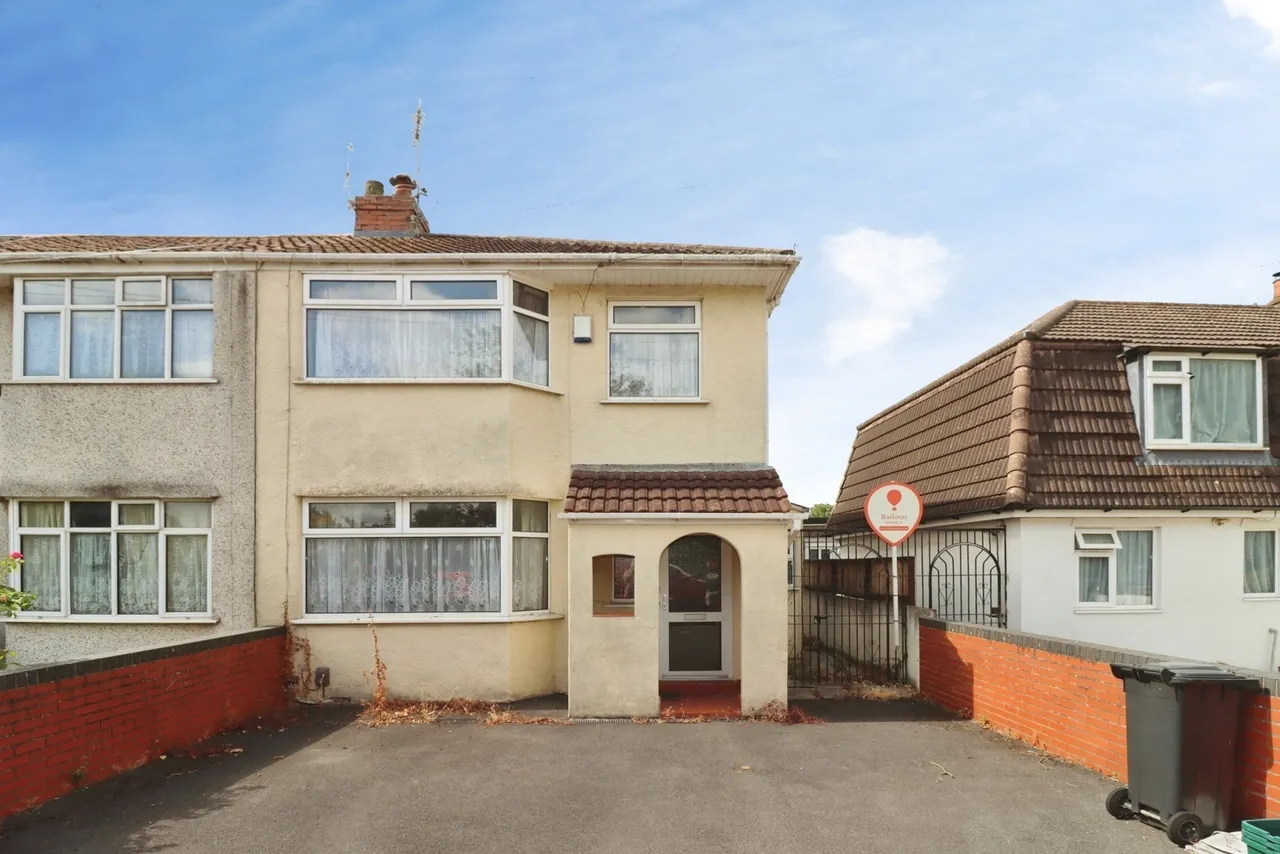 3 bed house for sale — Blenheim Drive, BRISTOL, Avon, BS34