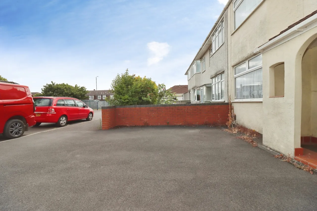Blenheim Drive, BRISTOL, Avon, BS34, photo 20