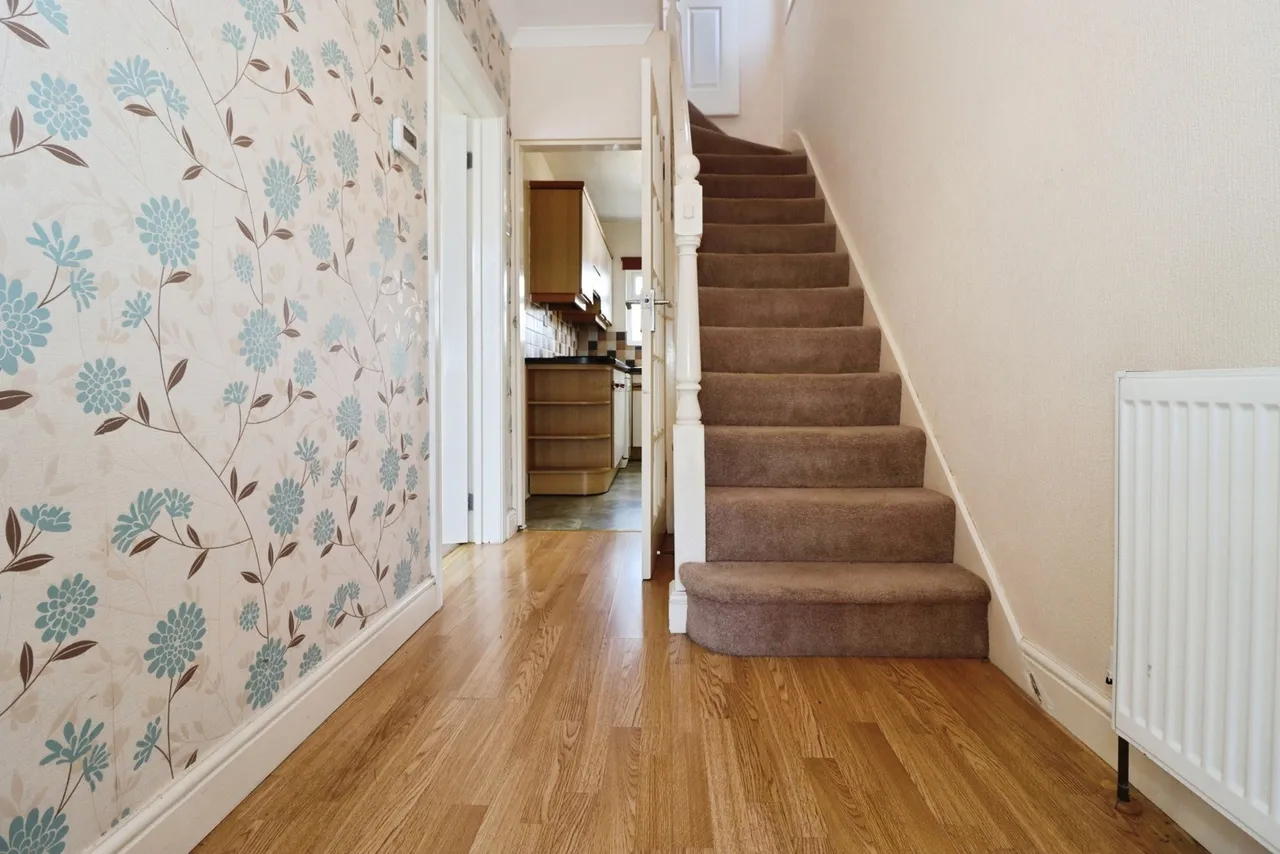 Blenheim Drive, BRISTOL, Avon, BS34, photo 10
