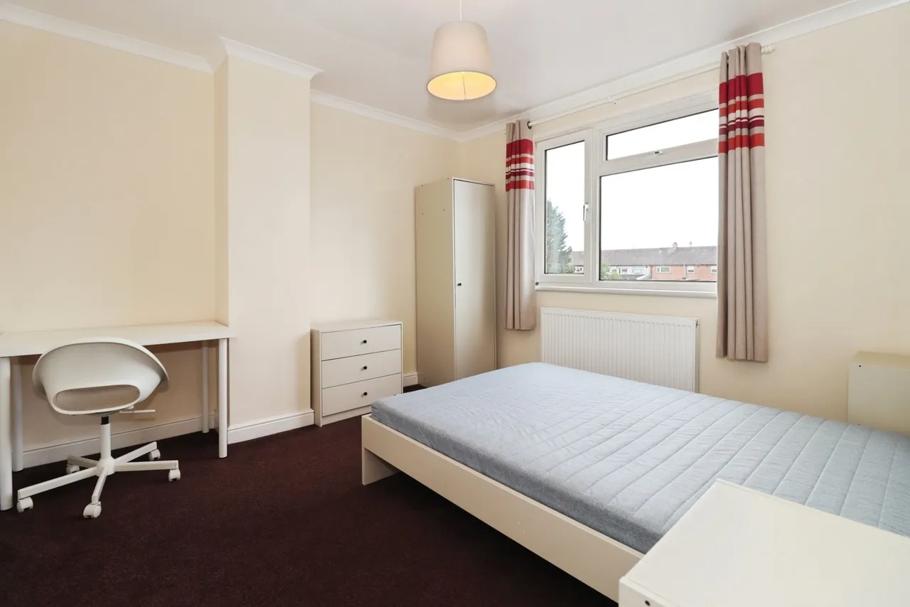 Blenheim Drive, BRISTOL, Avon, BS34, photo 7