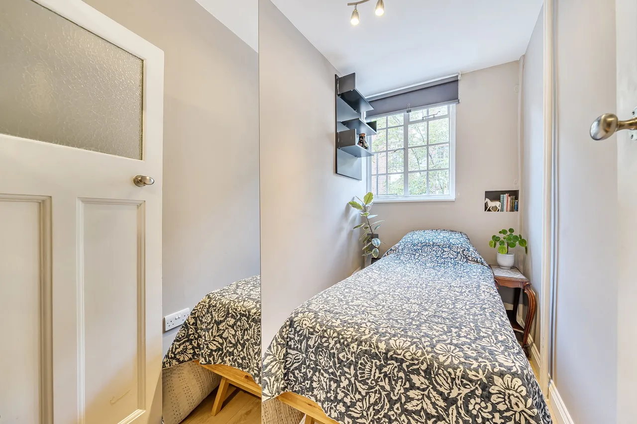 18 Meriden Court, Chelsea Manor Street, London, photo 8