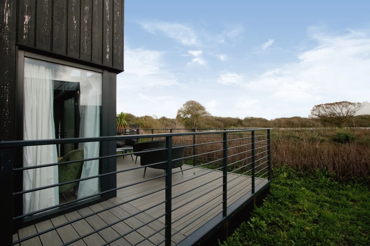 The Meadows, Retallack, TR9, photo 10