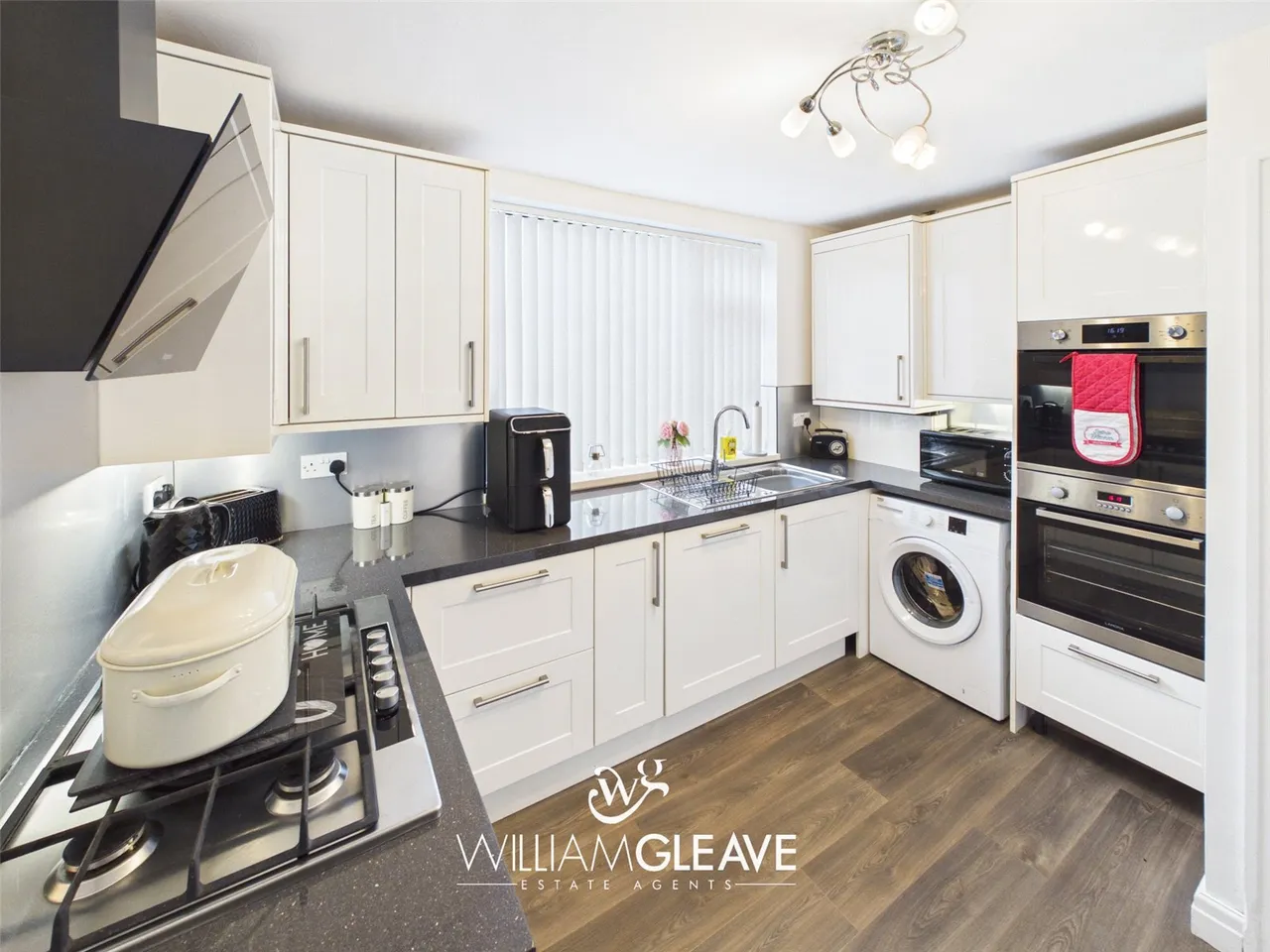 York Road, Colwyn Bay, LL29, photo 9