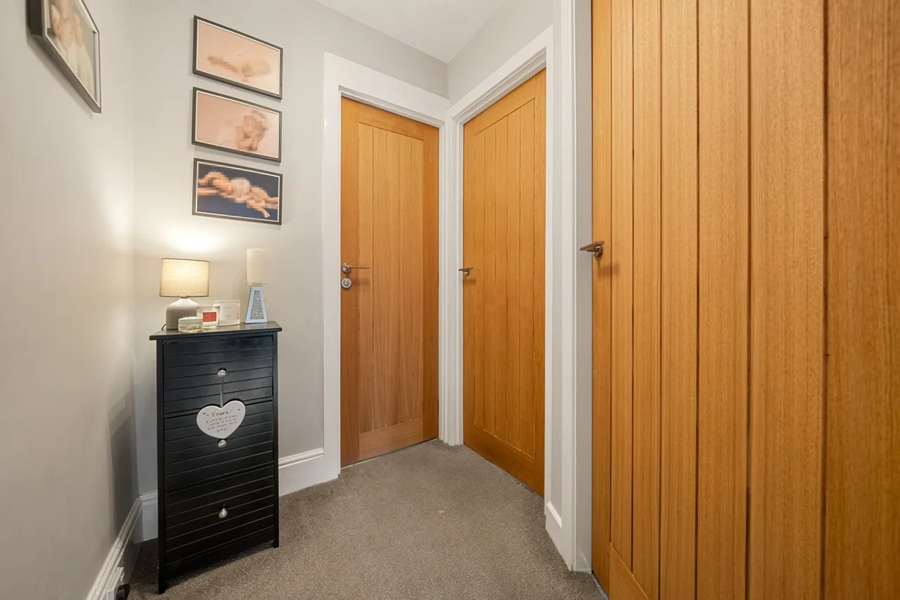 Lime Tree Avenue, Elland, HX5, photo 14