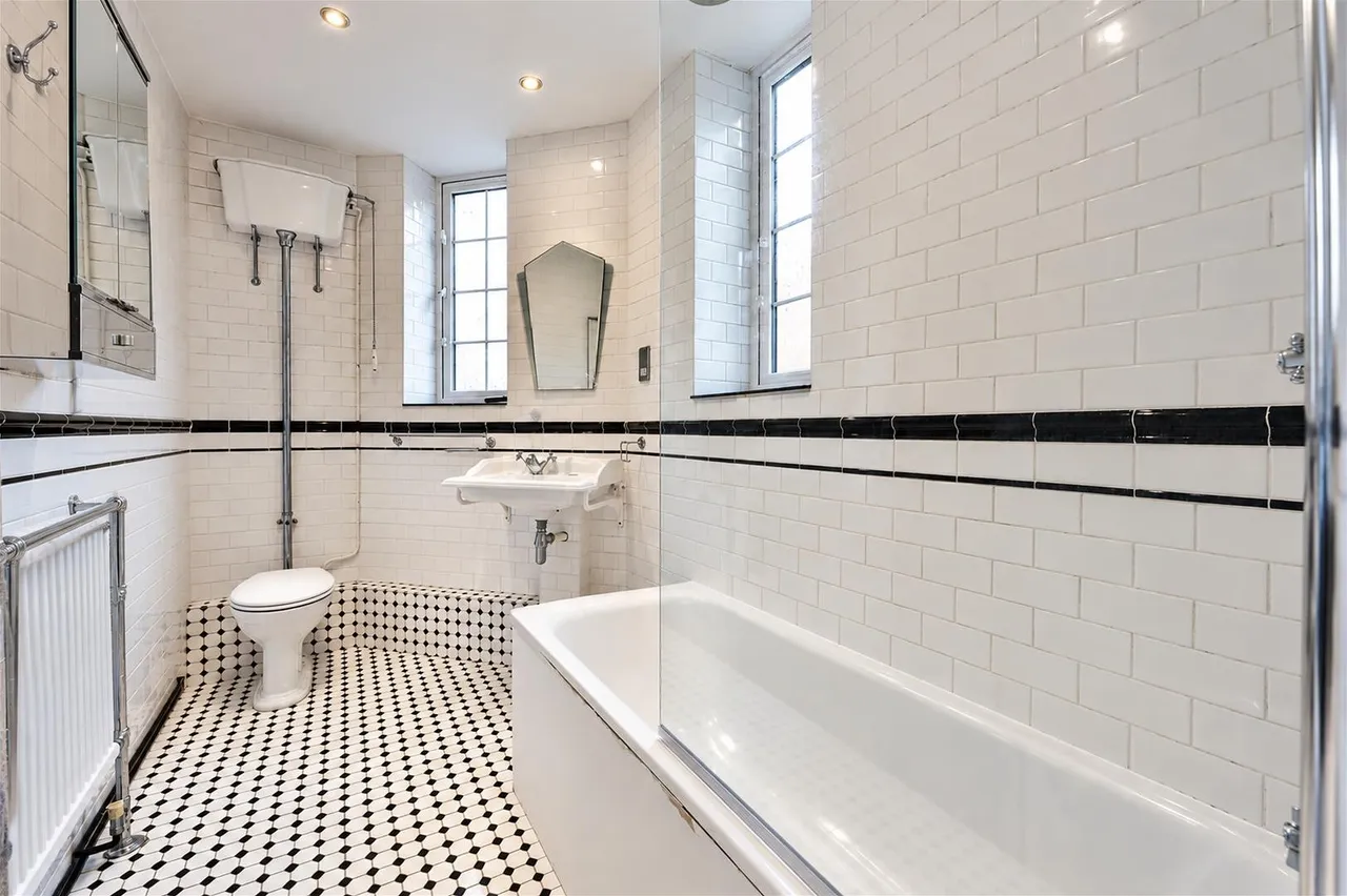Muswell Hill Road, London, N6, photo 9