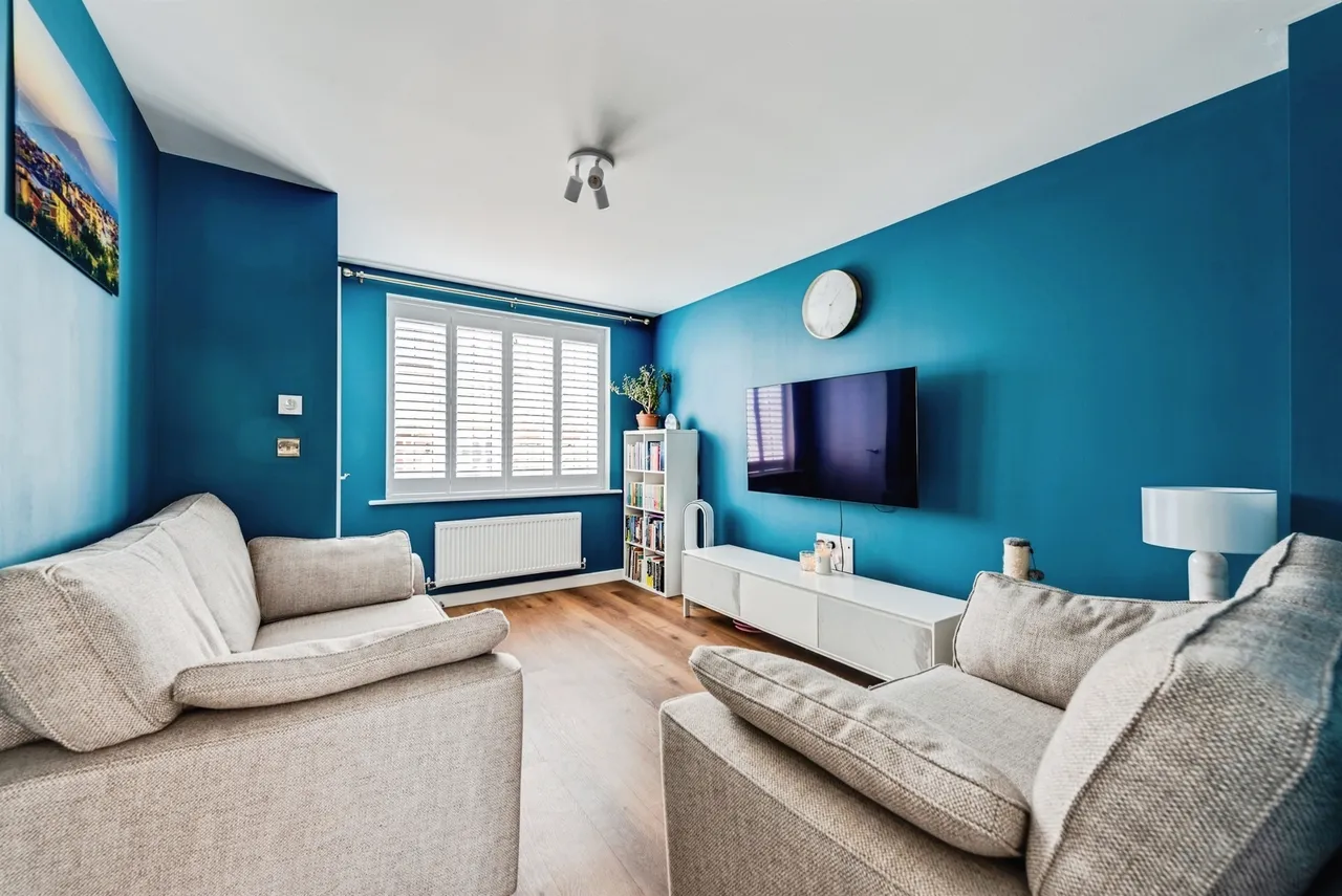 Price Close, Brize Norton, OX18, photo 4