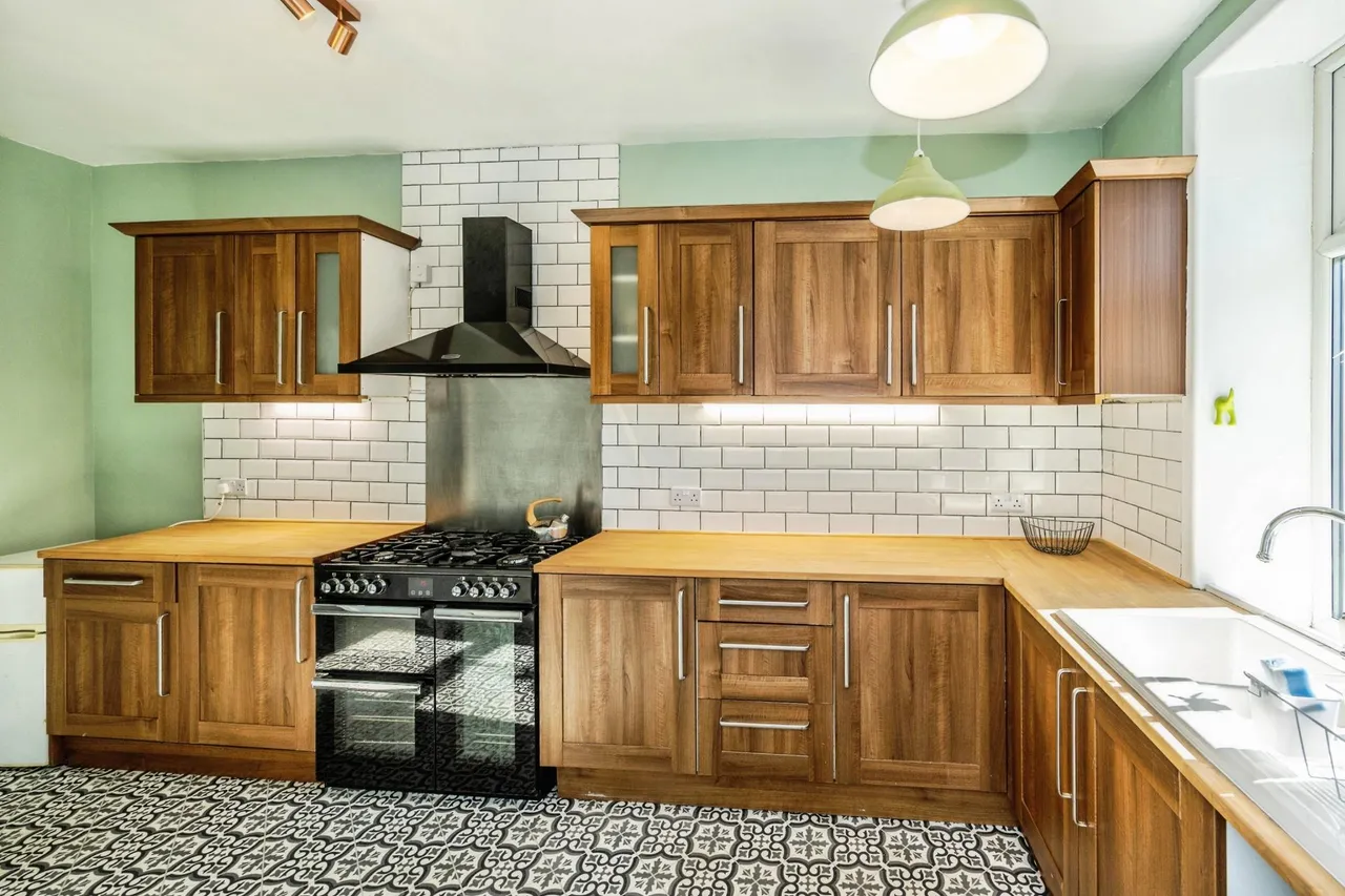 Langdale Street, Elland, HX5, photo 15