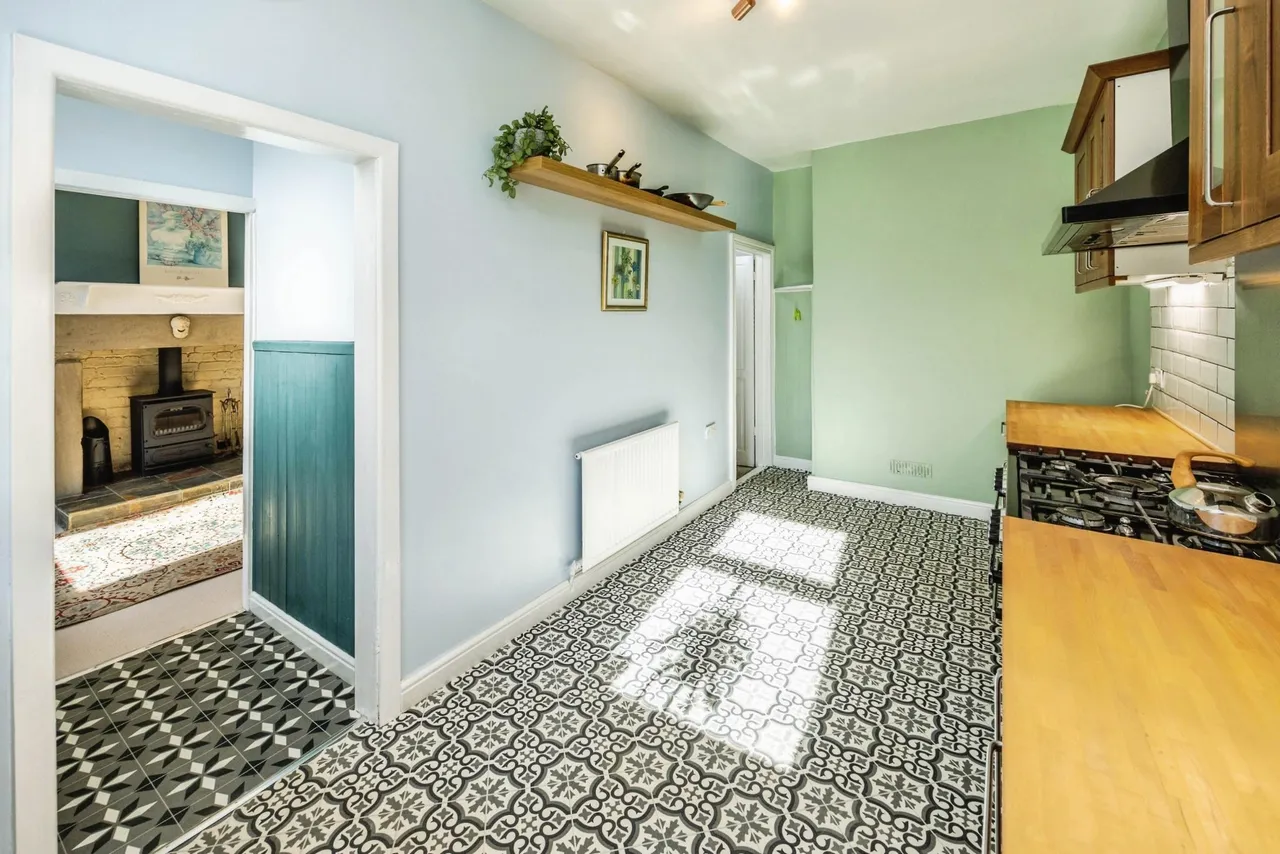 Langdale Street, Elland, HX5, photo 16