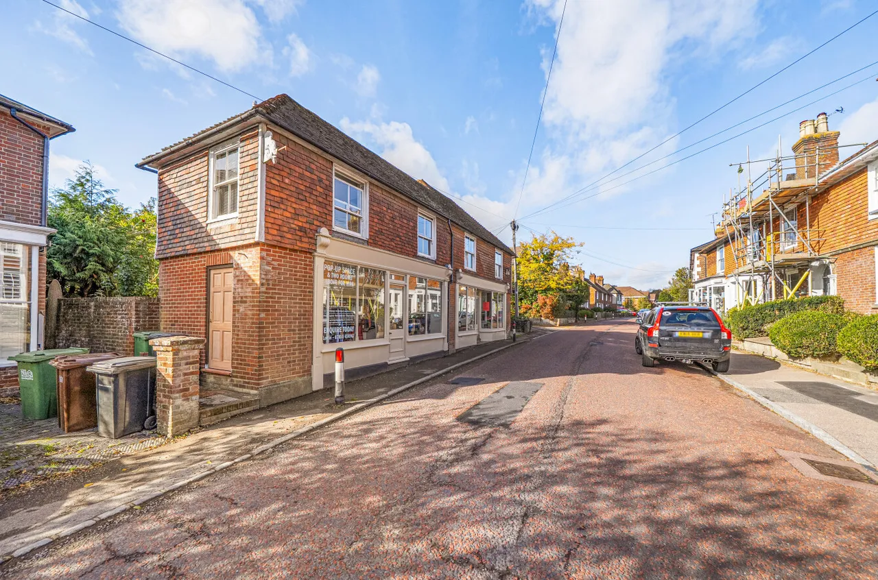 High Street, Wadhurst, TN5, photo 30
