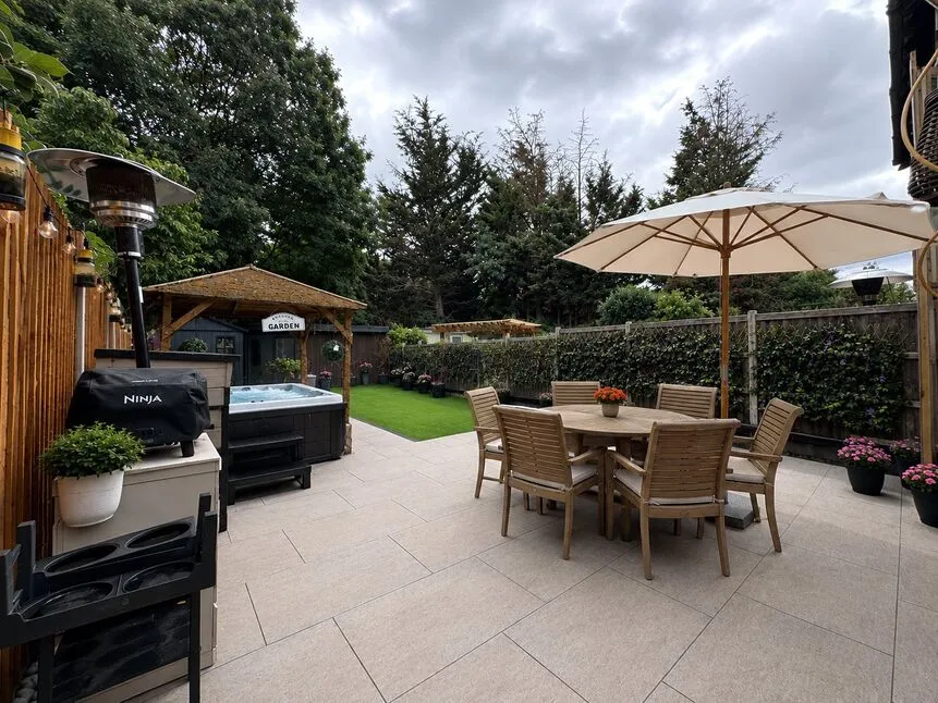 Eltham Palace Road, London, SE9, photo 8