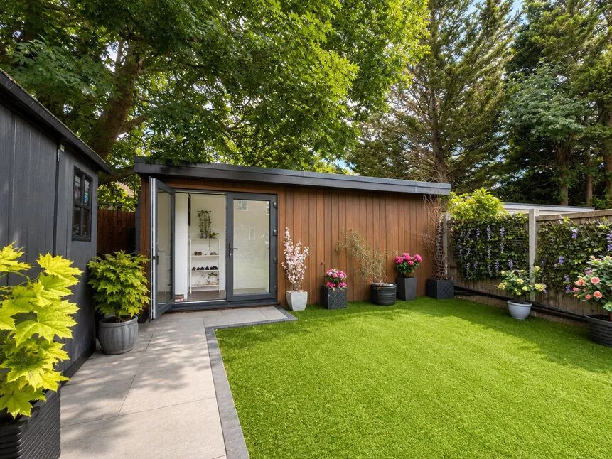 Eltham Palace Road, London, SE9, photo 9