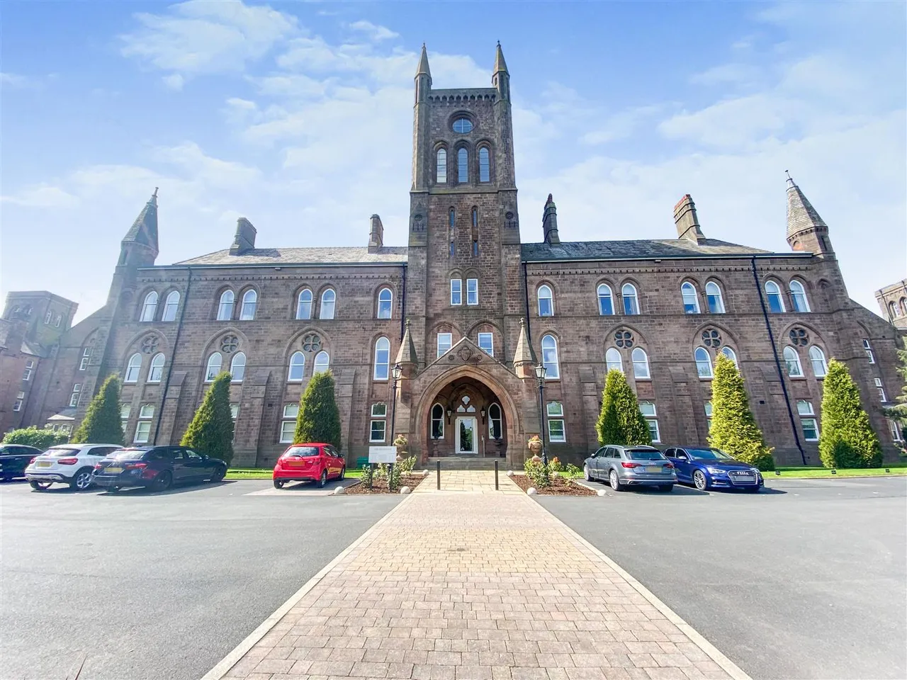 2 bed house to rent, Kershaw Drive, LA1