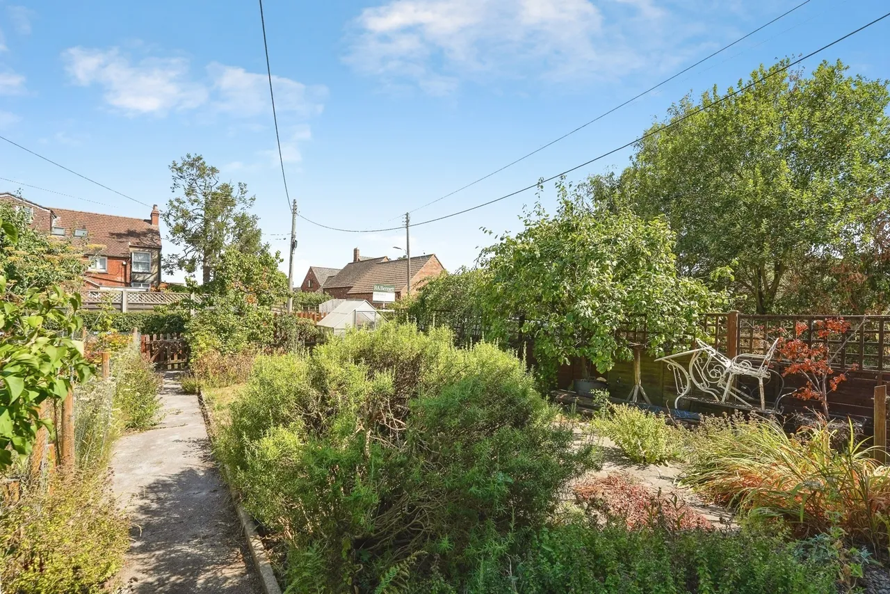 Rookery Lane, Wanswell, GL13, photo 11
