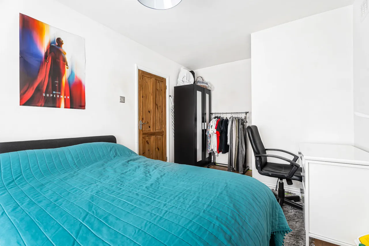 Cedar Court, Egham, TW20, photo 8